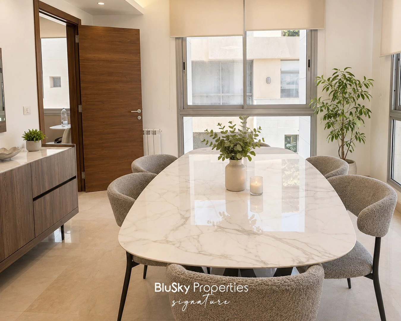 Apartment 250m² with City View for Rent in Achrafieh — الصورة 3