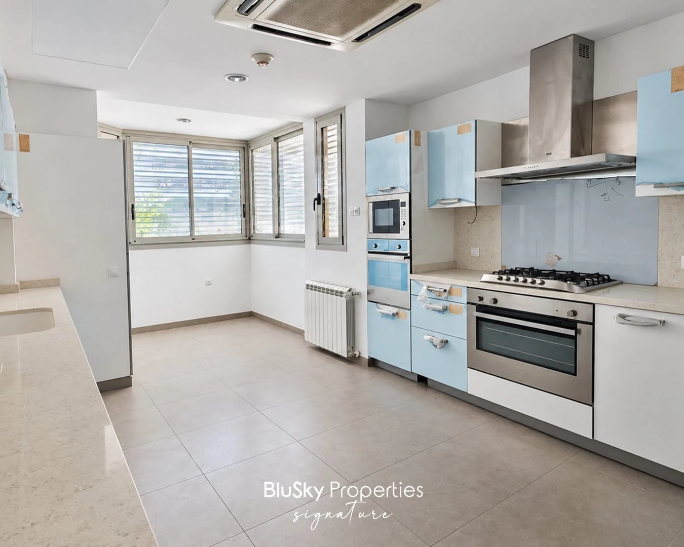 Apartment 310m² for Sale in Achrafieh — photo 2