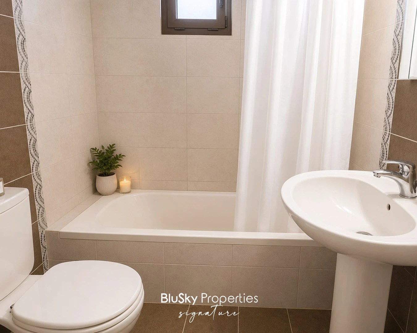 Apartment 370m² with City View for Sale or Rent in Achrafieh — الصورة 5
