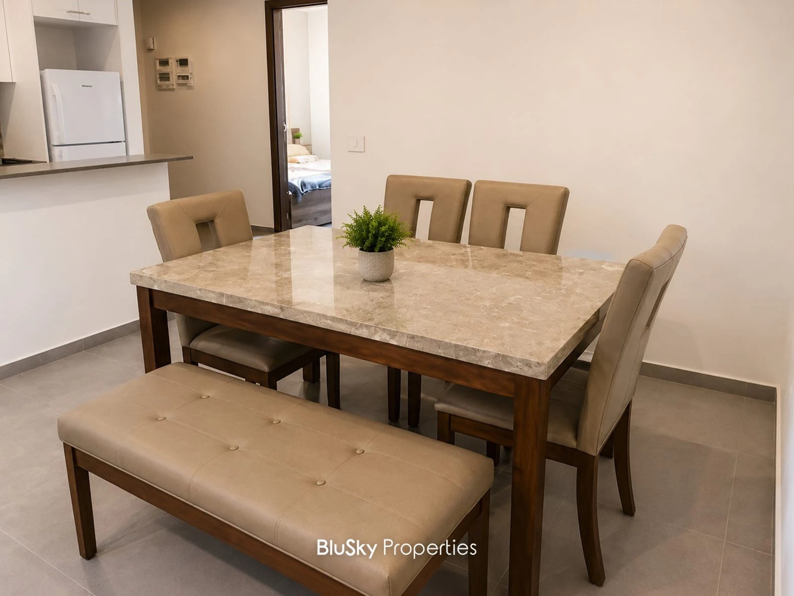Apartment 90m² with City View for Rent in Achrafieh — الصورة 2