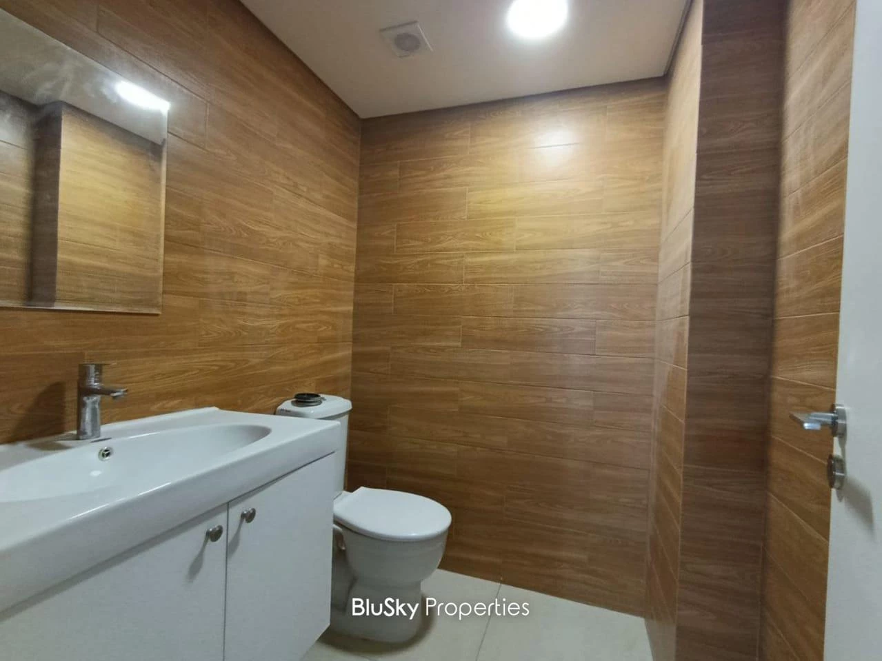 Shop 154m² Depot for Rent in Adma — الصورة 5