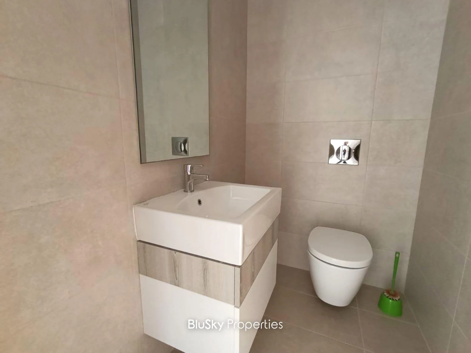 Apartment 155m² Balcony for Sale in Adma — الصورة 4