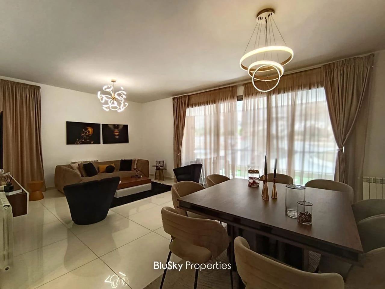 Apartment 170m² Terrace for Sale in Adma