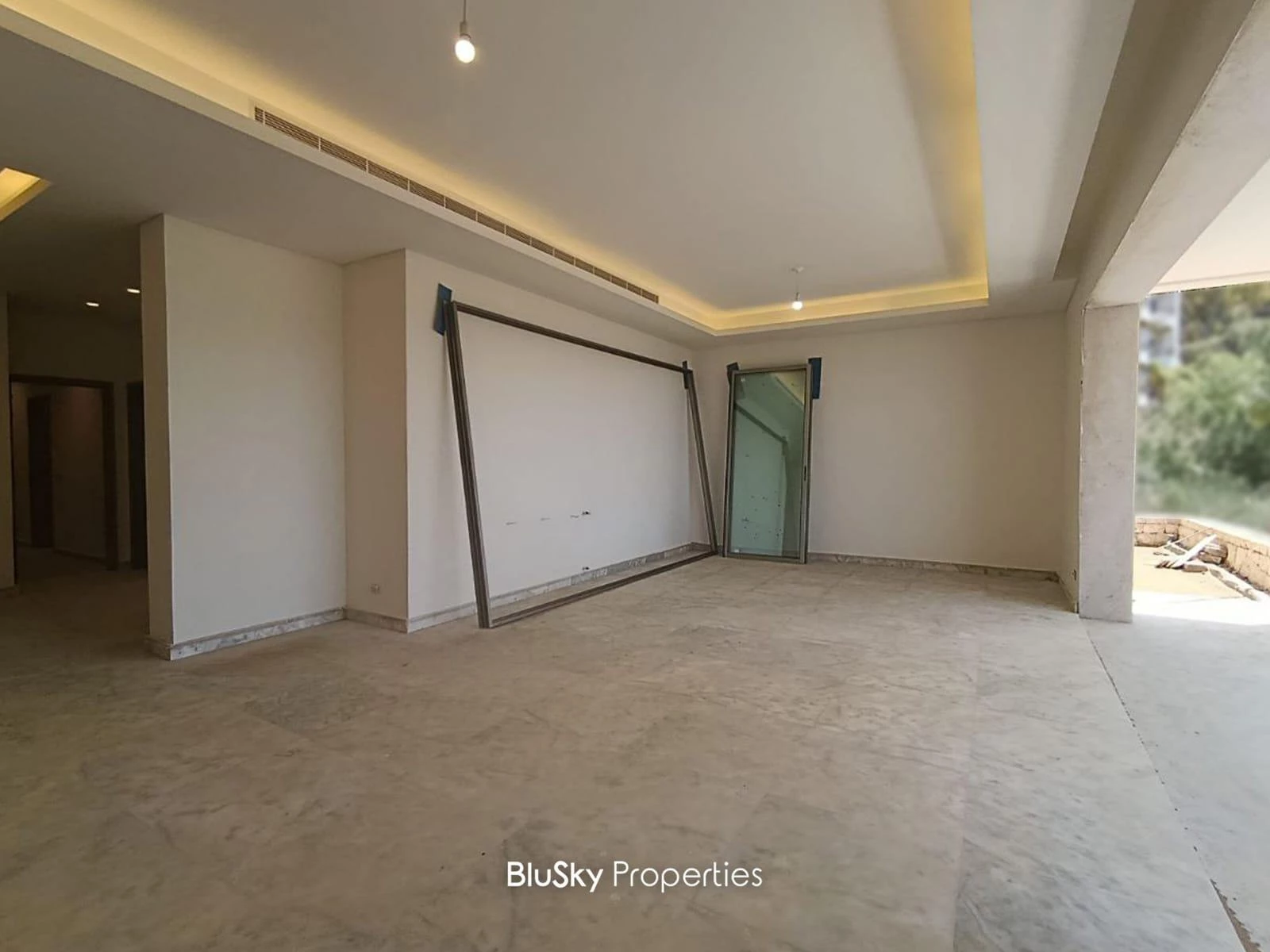 Apartment 230m² Terrace for Sale in Adma — الصورة 2
