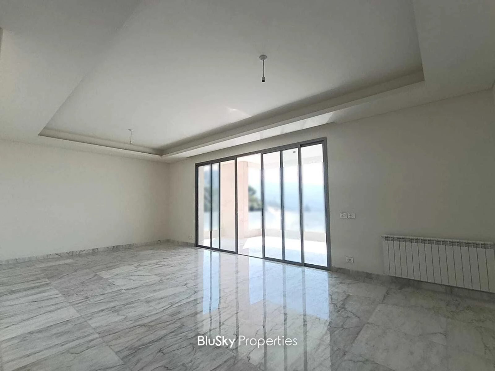 Apartment 230m² Sea View for Sale in Adma