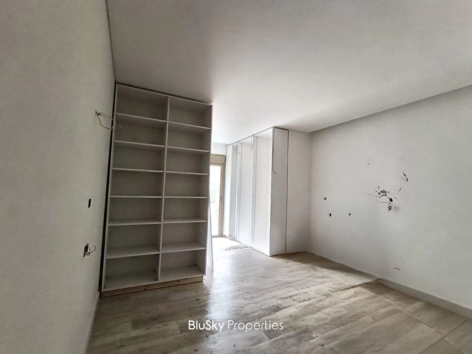 Apartment 240m² Terrace for Sale in Adma — photo 5