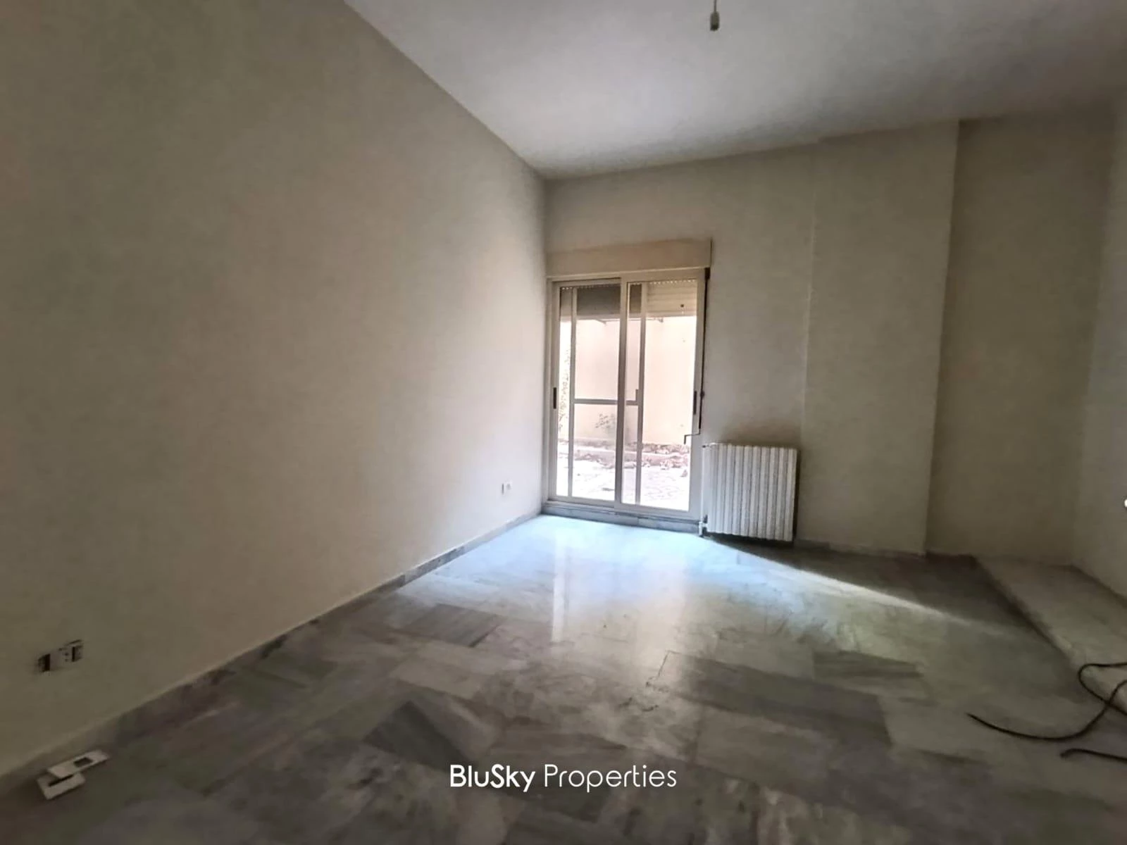 Apartment 250m² Terrace for Rent in Adma — الصورة 3
