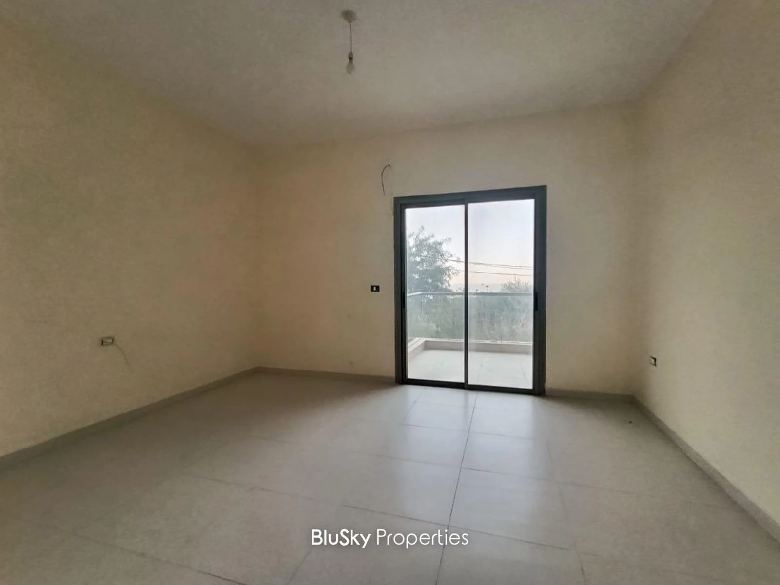 Apartment 264m² Garden for Sale in Adma — الصورة 4