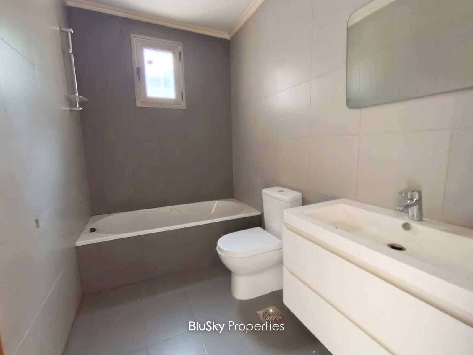 Apartment 274m² Sea View for Sale in Adma — الصورة 4