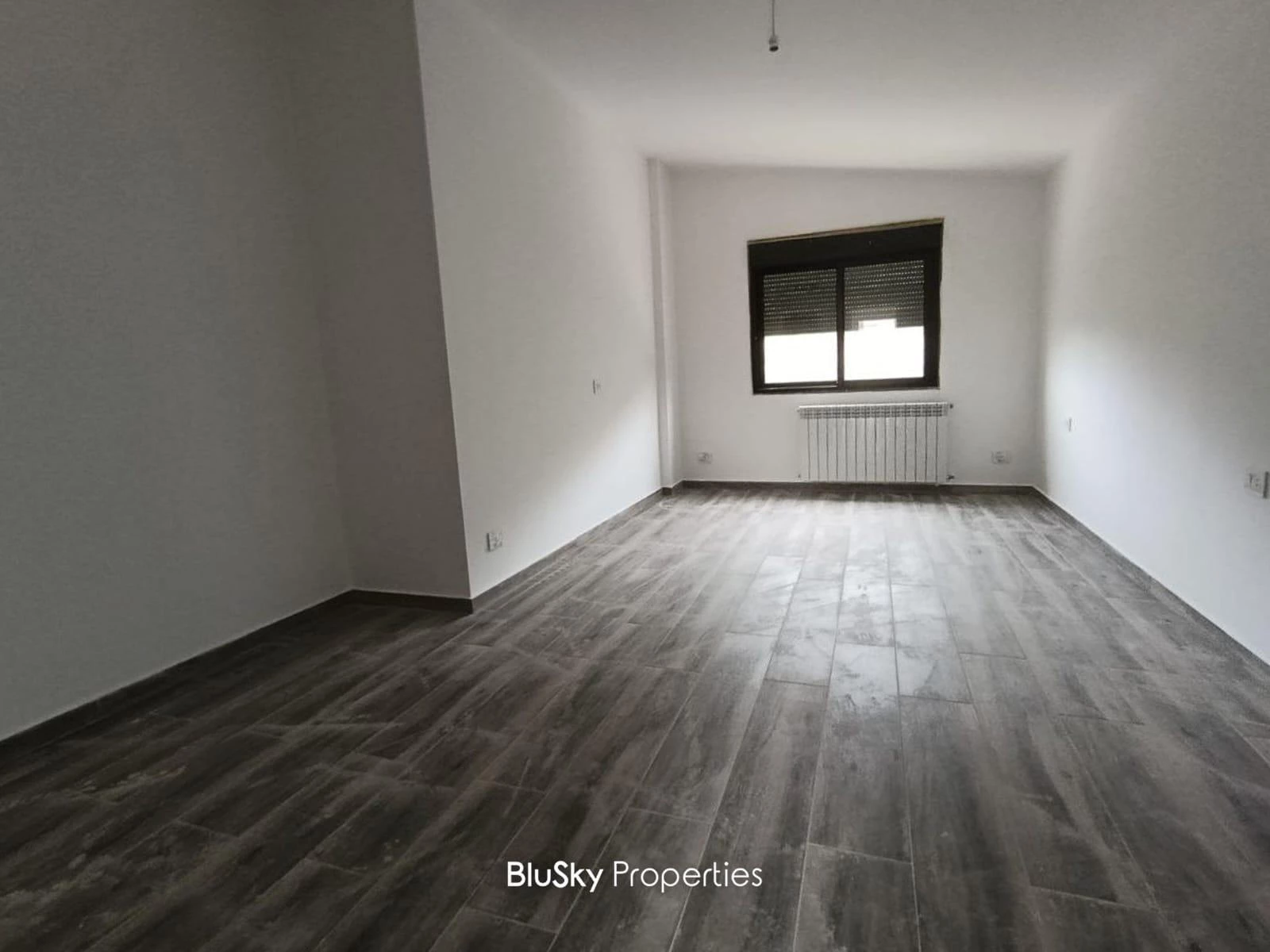 Apartment 275m² Terrace for Sale in Adma — photo 5