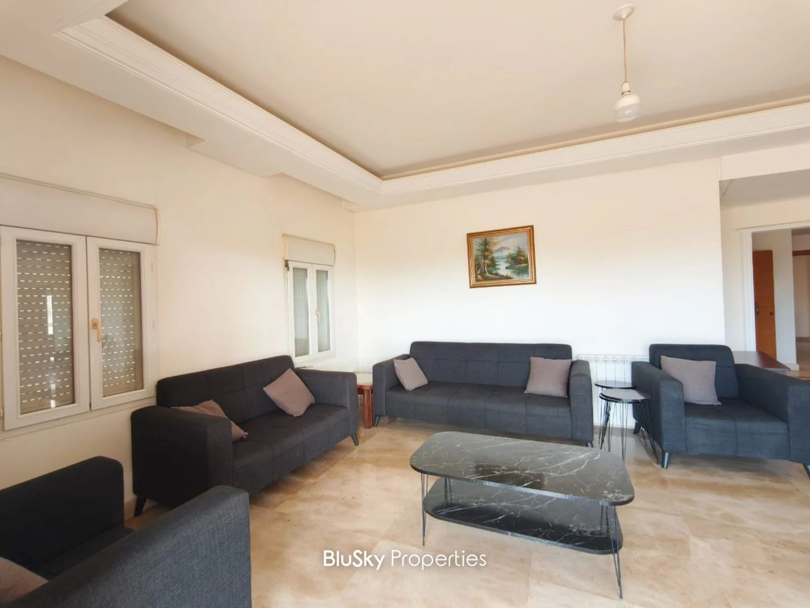 Apartment 280m² with Sea View for Rent in Adma
