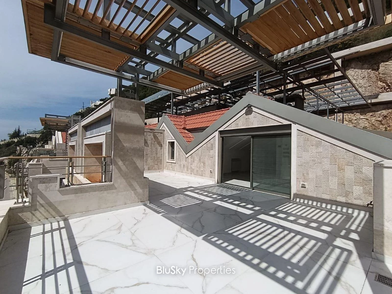 Duplex 290m² Terrace for Sale in Adma — الصورة 2