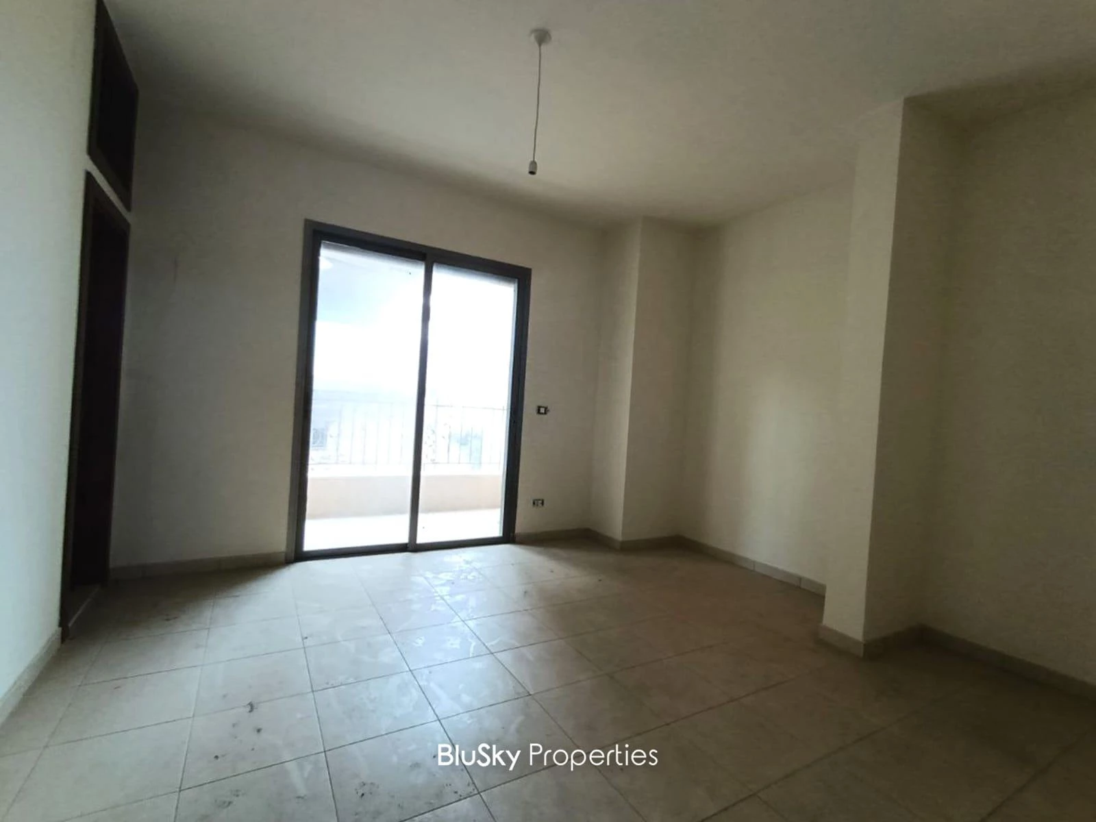 Apartment 330m² Garden for Sale in Adma — الصورة 4