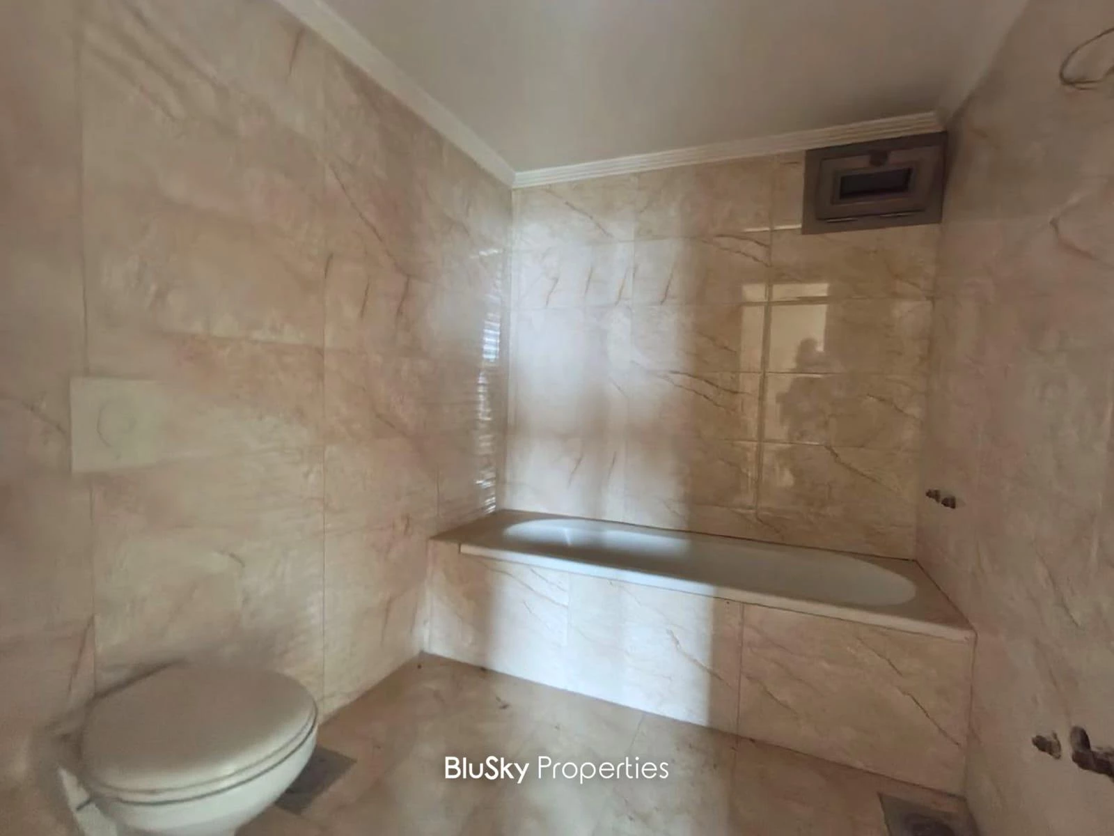 Apartment 330m² Garden for Sale in Adma — الصورة 5