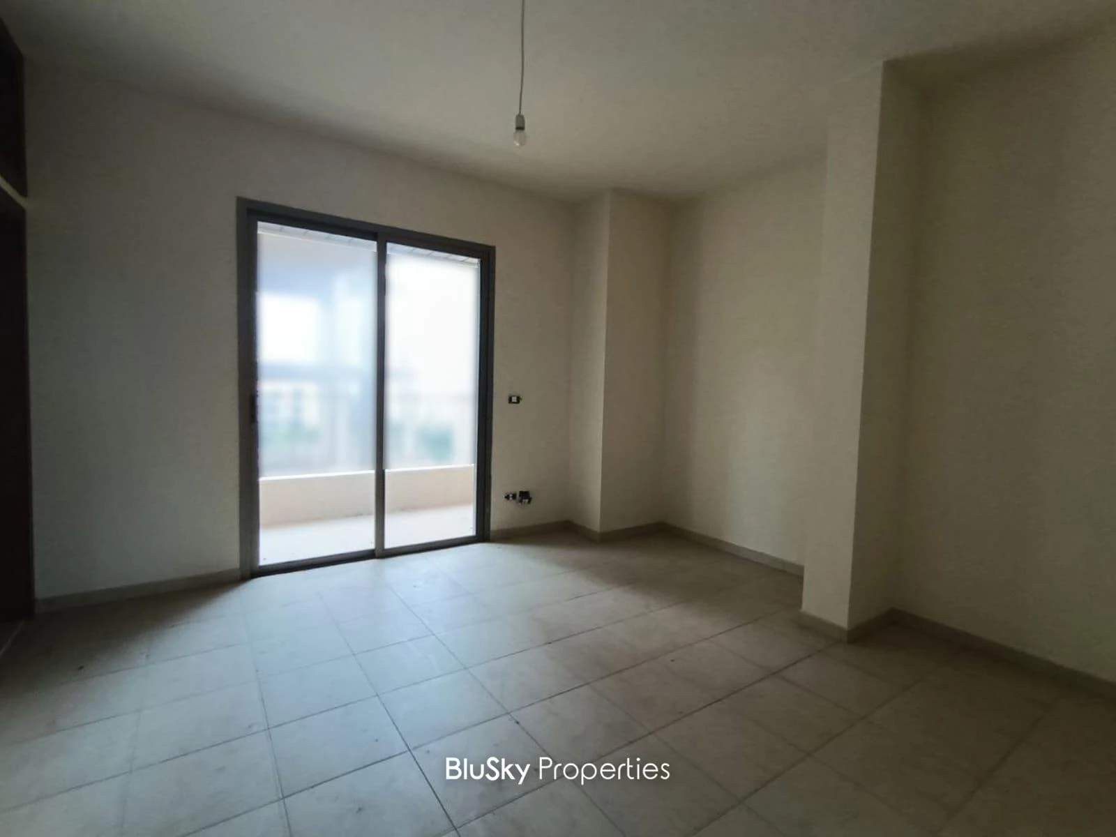 Apartment 330m² Sea View for Sale in Adma — الصورة 2
