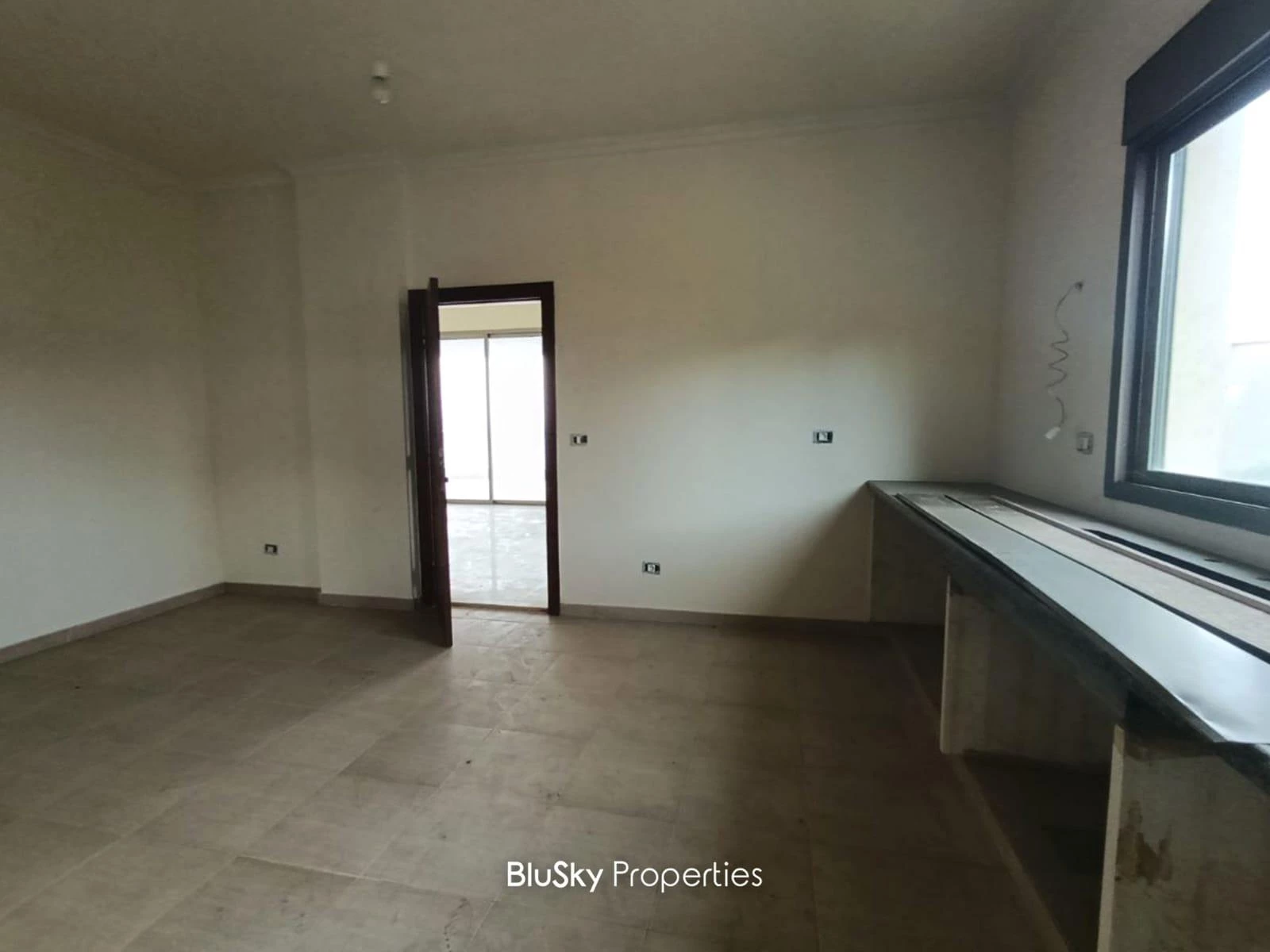 Apartment 330m² Sea View for Sale in Adma — الصورة 4