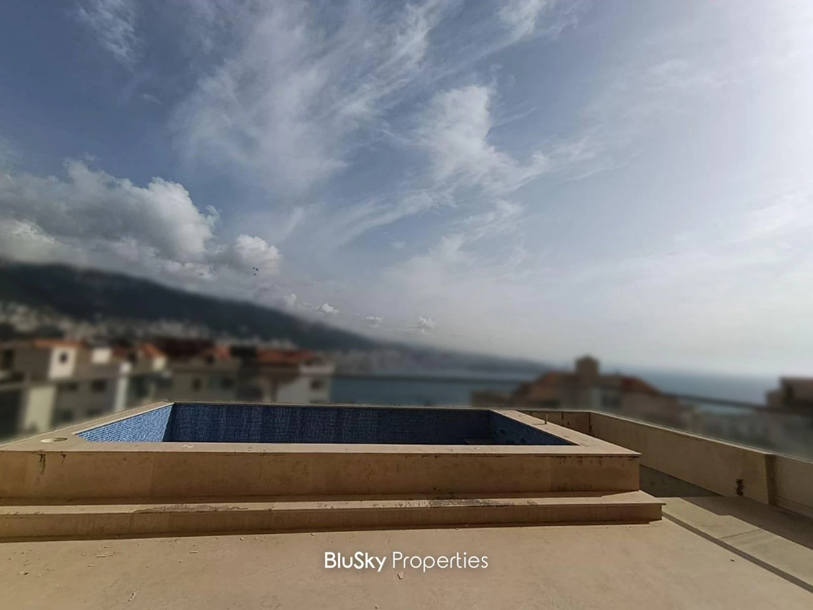 Duplex 362m² Terrace for Sale in Adma — الصورة 3