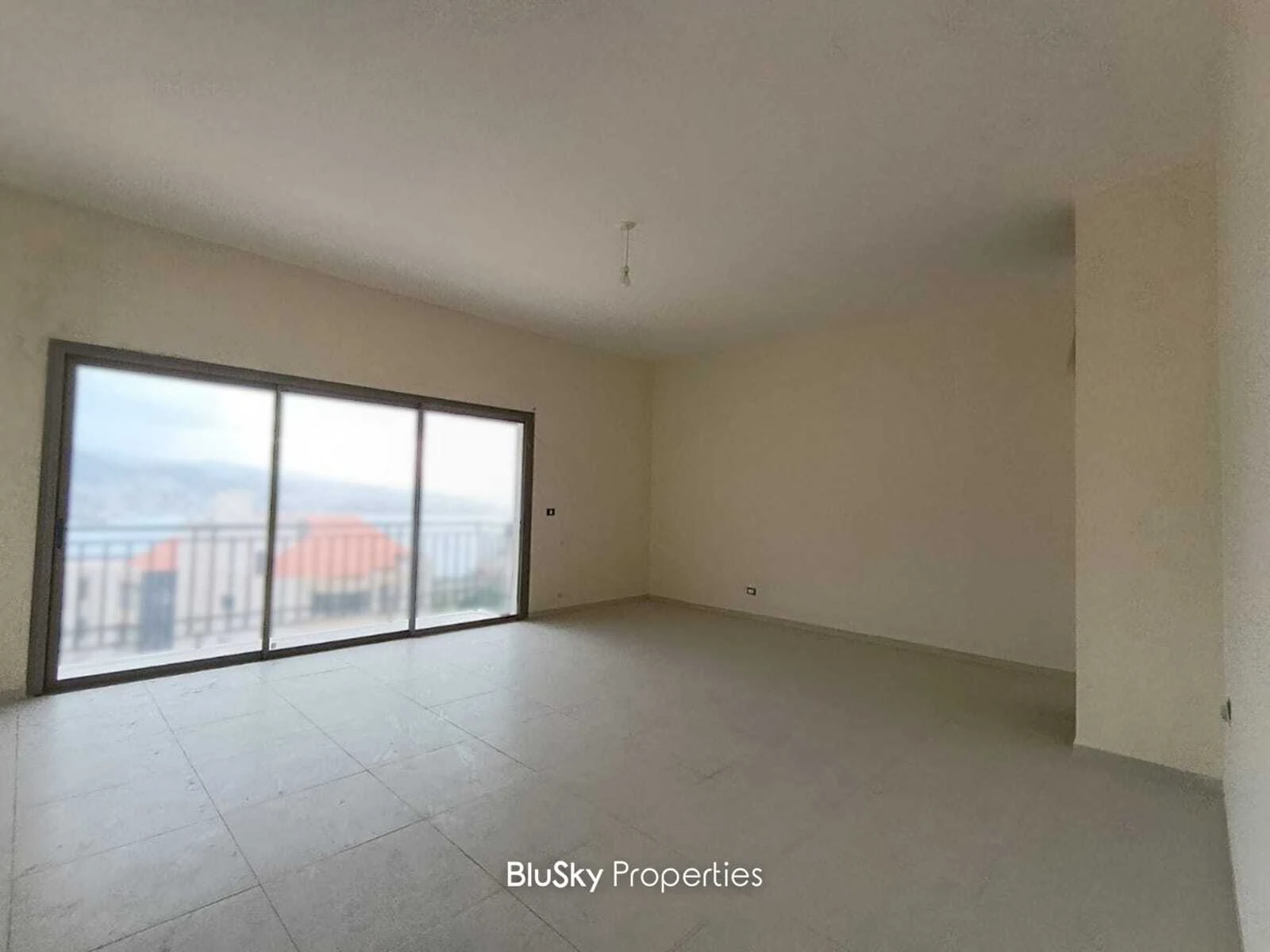 Duplex 383m² Terrace for Sale in Adma — الصورة 4