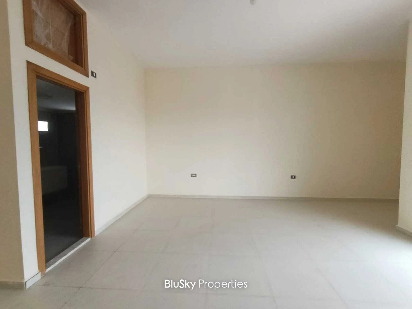 Duplex 383m² Terrace for Sale in Adma — الصورة 5