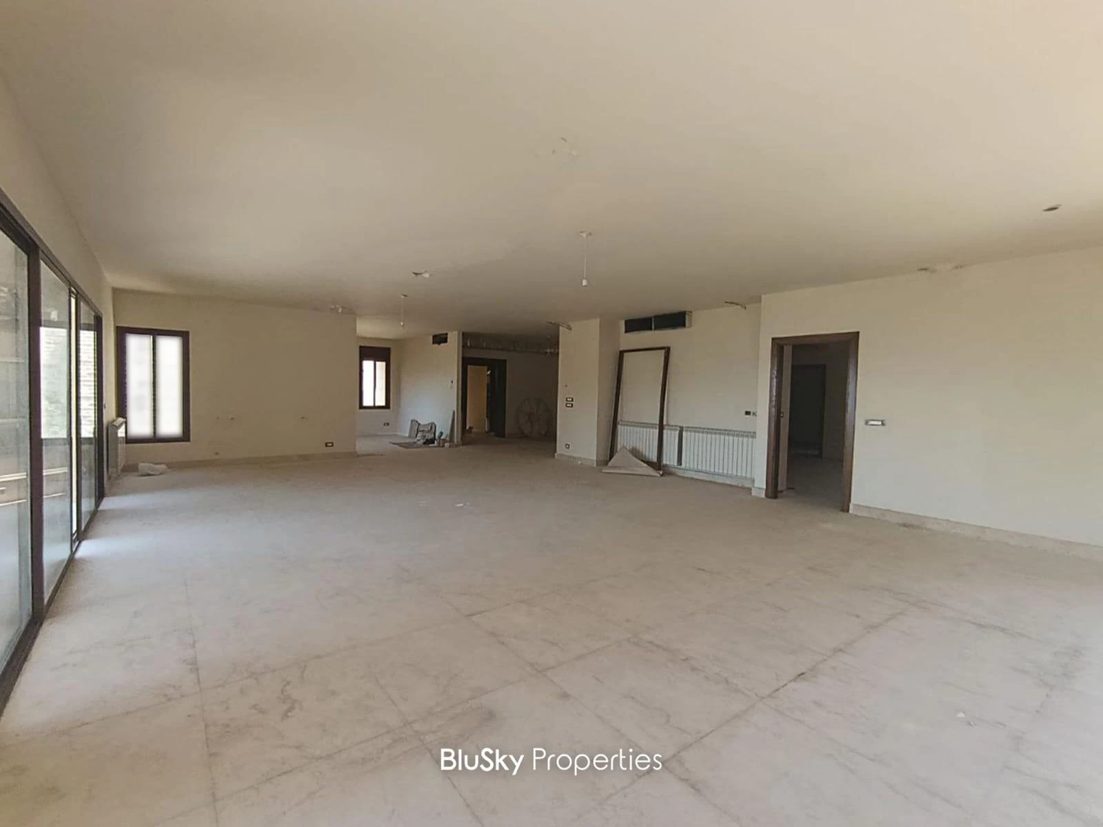 Apartment 400m² Sea View for Sale in Adma — الصورة 2