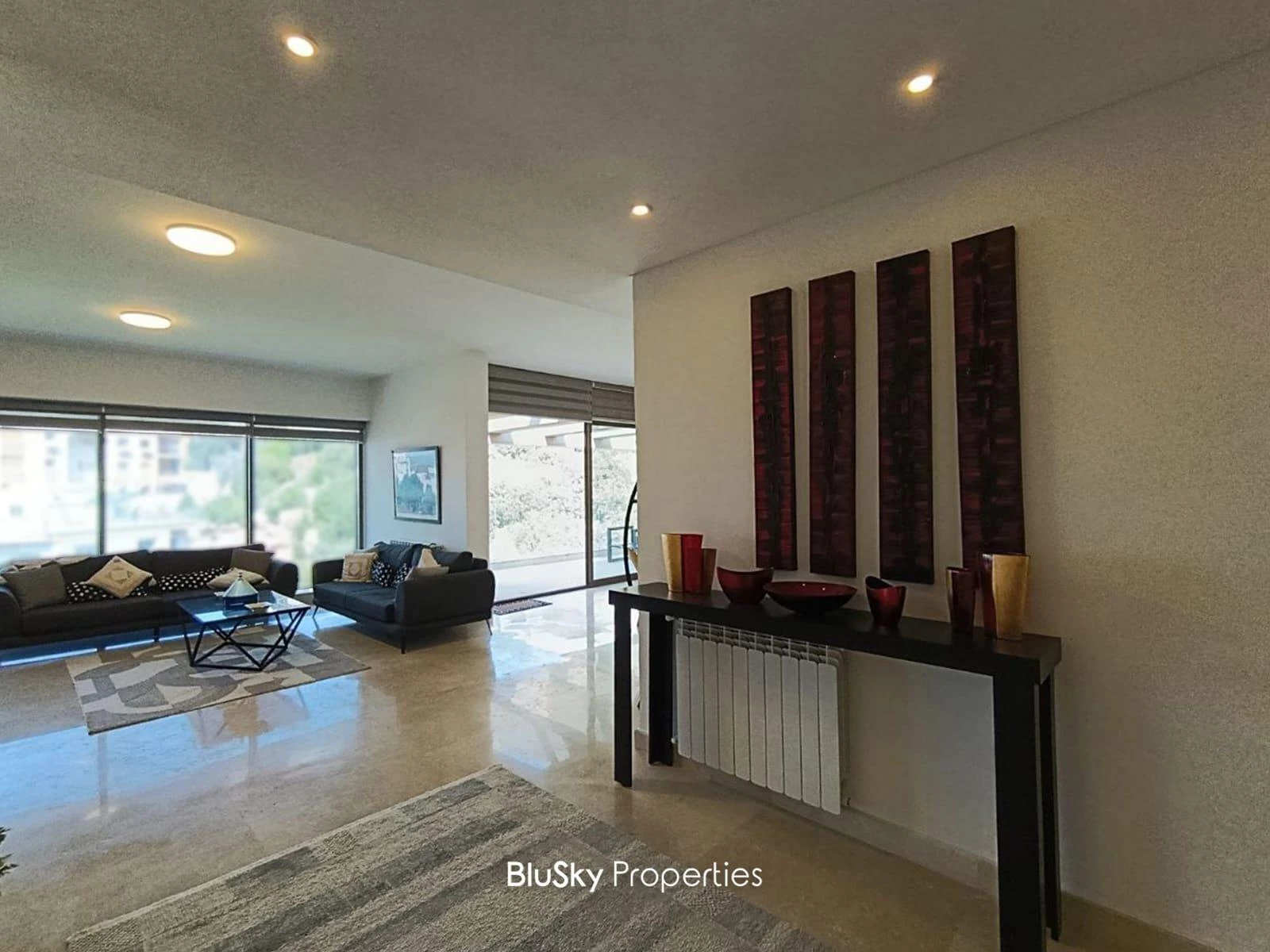 Apartment 440m² Balcony for Sale or Rent in Adma — الصورة 4