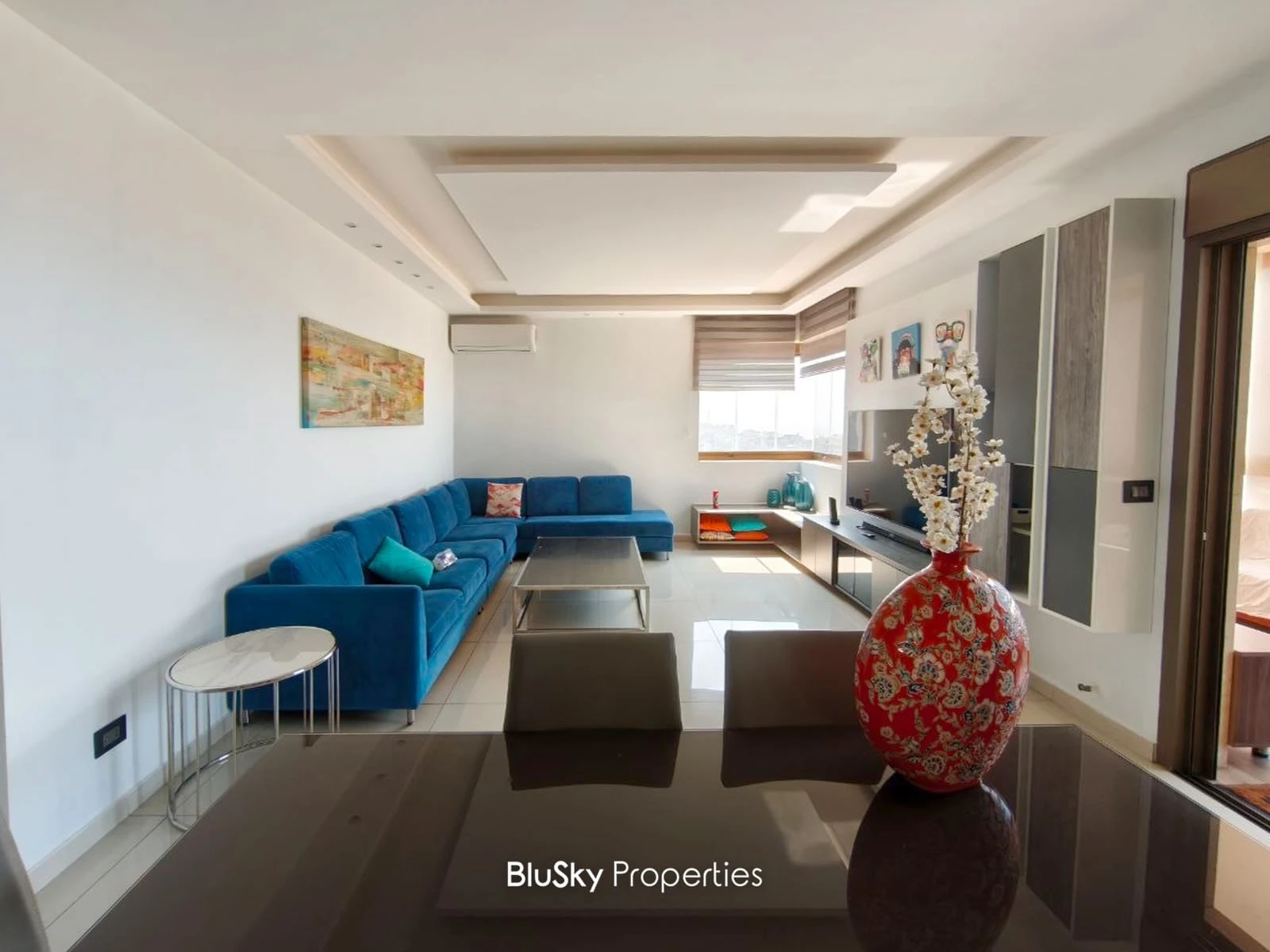 Apartment 160m² with Sea View for Rent in Adonis