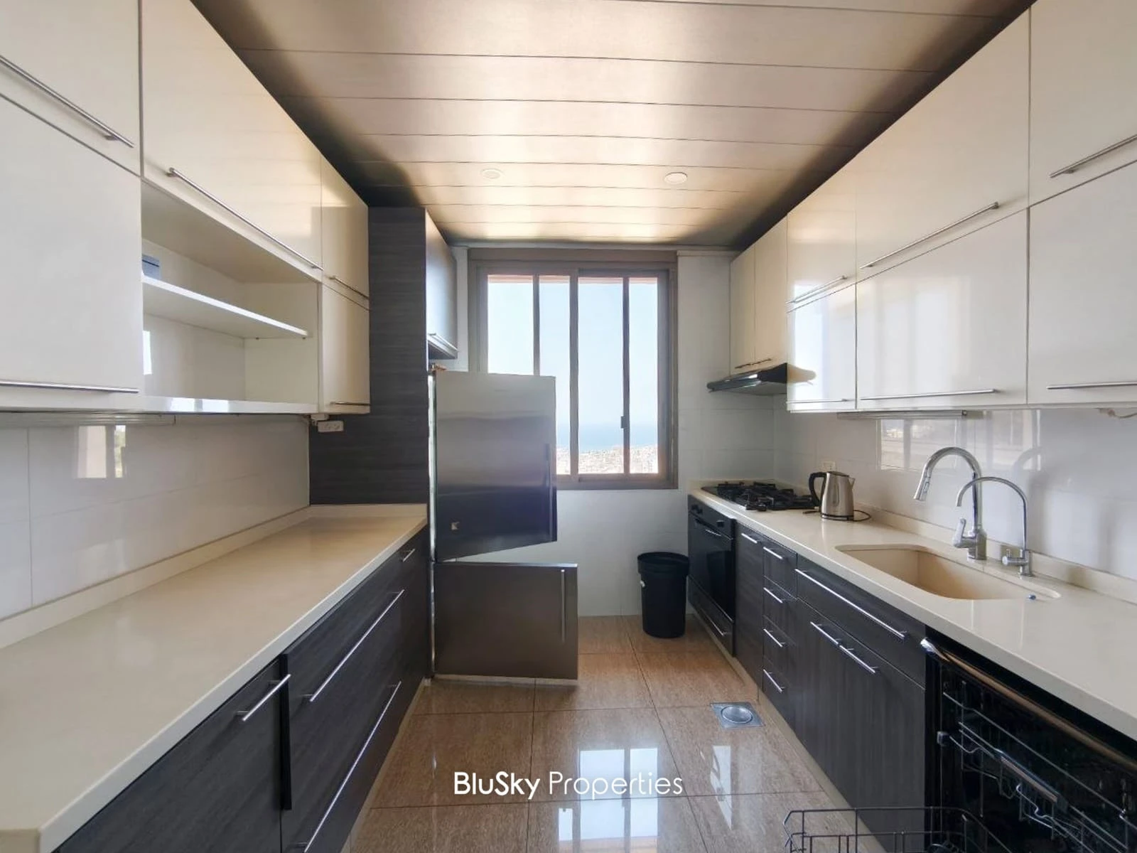 Apartment 160m² with Sea View for Rent in Adonis — الصورة 4