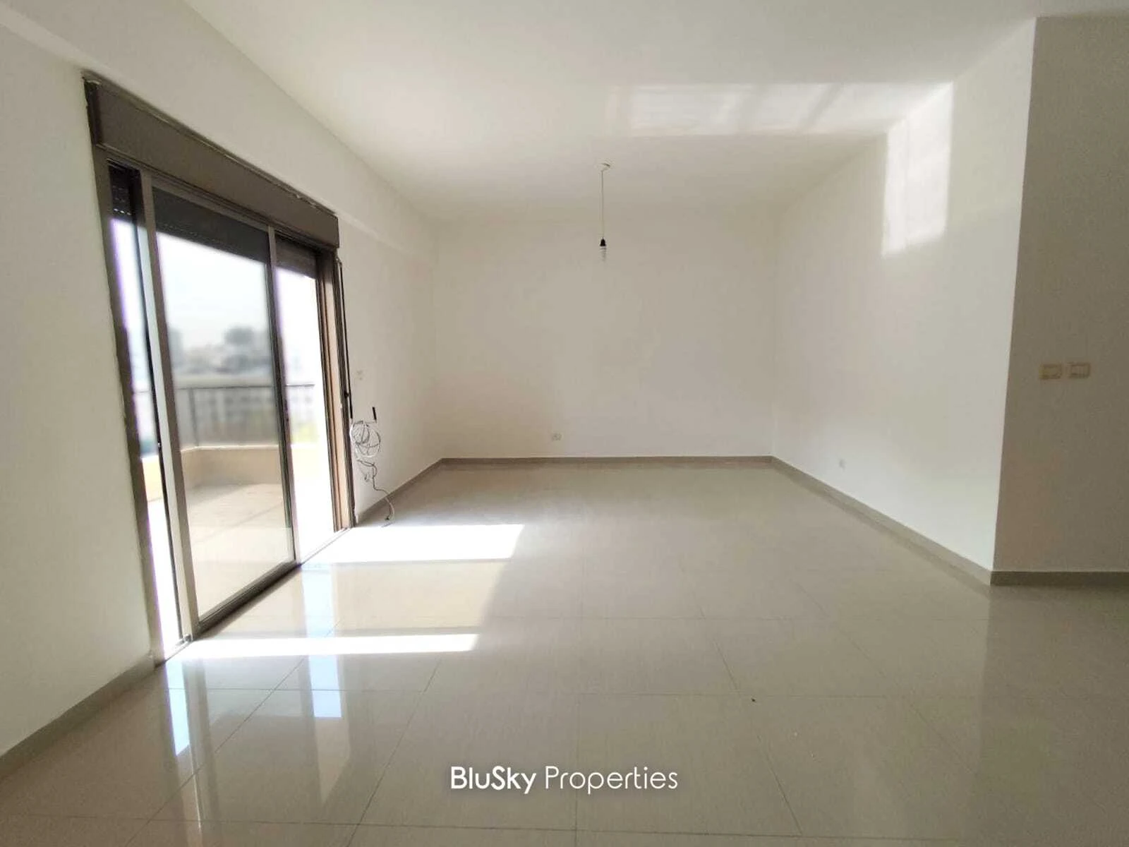 Apartment 170m² Sea View for Sale in Adonis