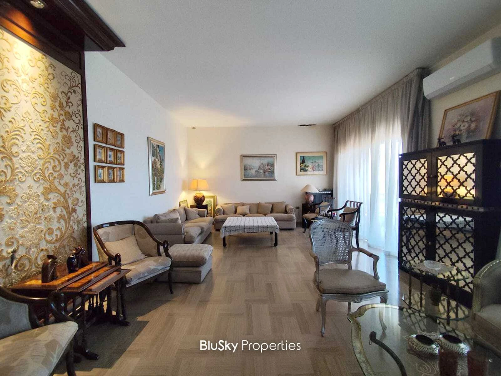 Apartment 280m² Sea View for Sale in Adonis