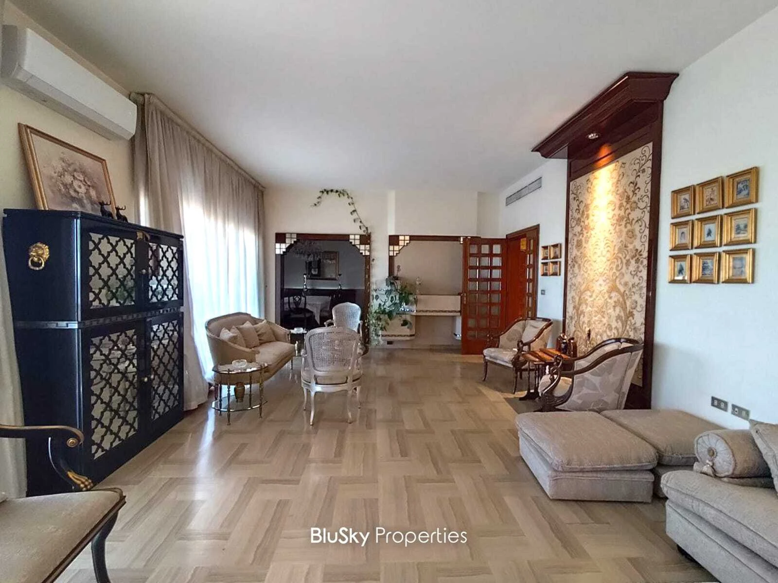 Apartment 280m² Sea View for Sale in Adonis — الصورة 3