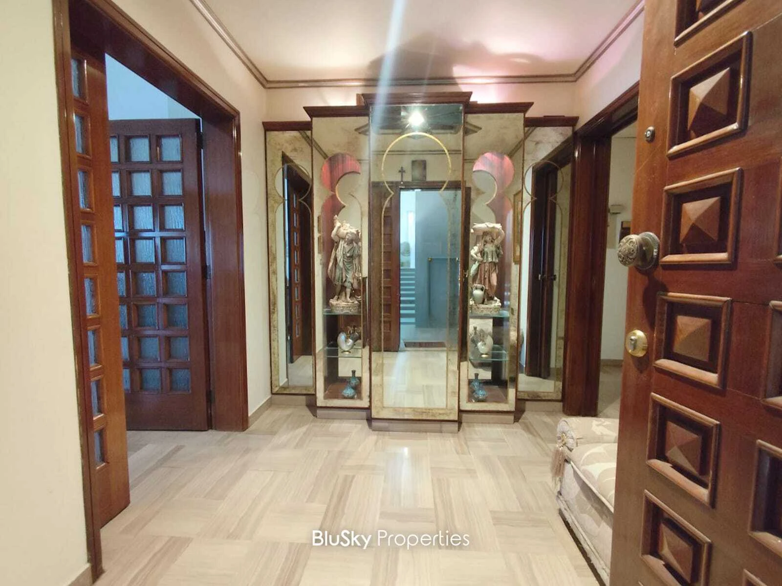 Apartment 280m² Sea View for Sale in Adonis — الصورة 5