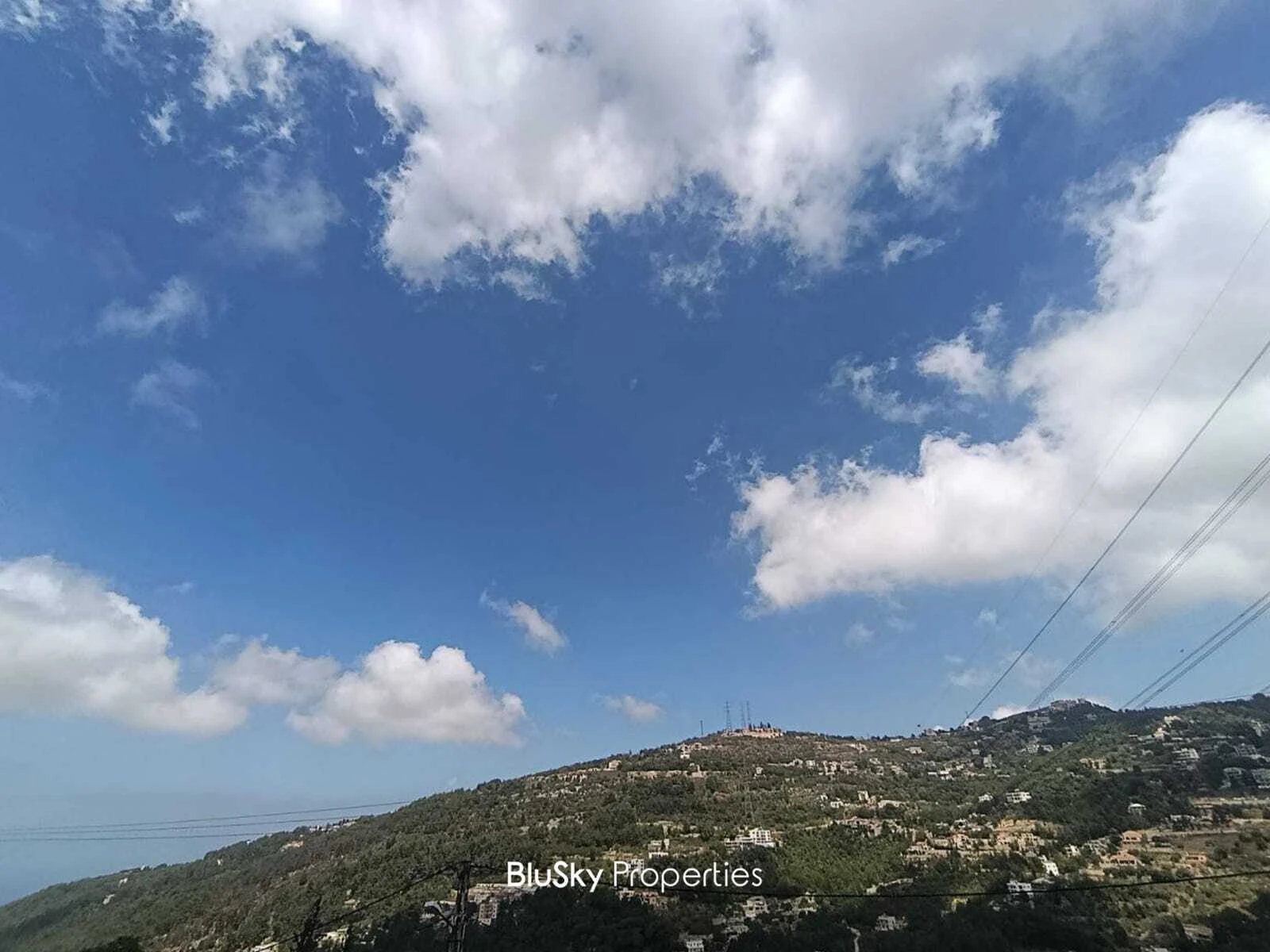 Villa 650m² Garden for Sale in Al Hosayn — الصورة 2