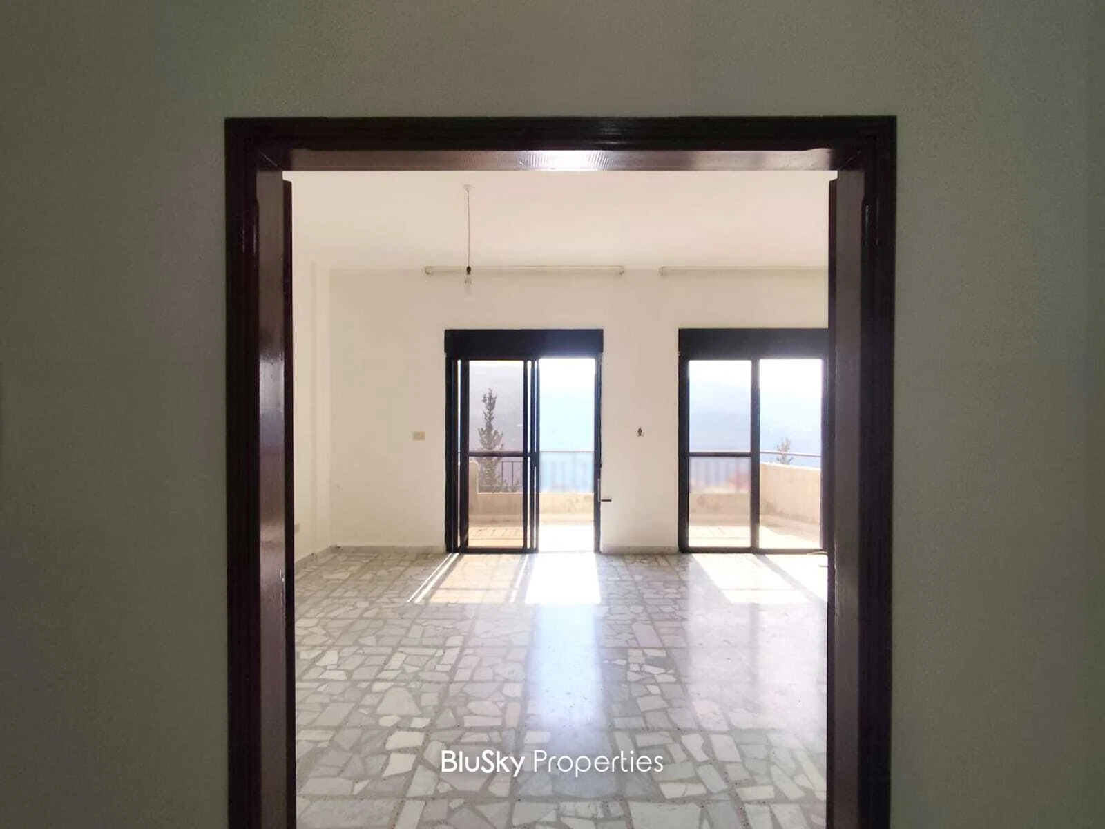 Apartment 105m² Mountain View for Rent in Ajaltoun — photo 2