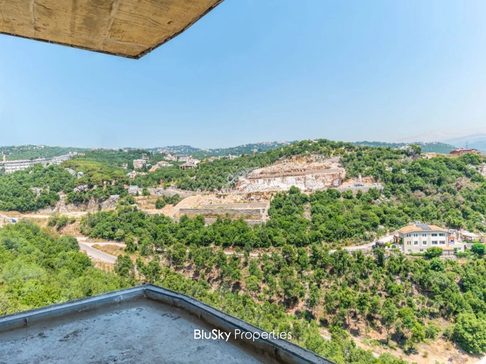 Apartment 139m² with Mountain View for Sale in Ajaltoun — الصورة 5