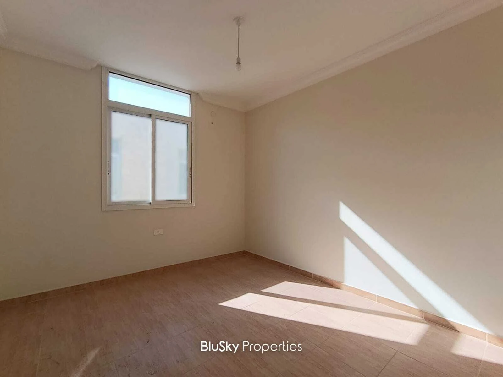 Apartment 122m² Sea View for Sale in Amchit — الصورة 5