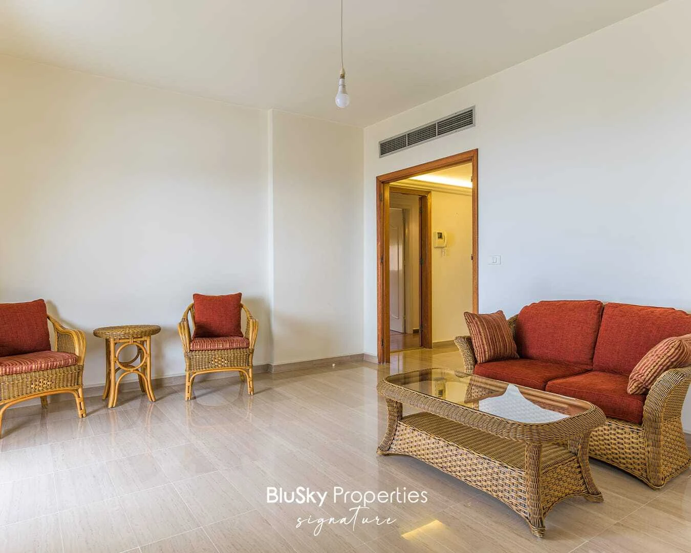 Apartment 165m² Sea View for Rent in Ain Najem