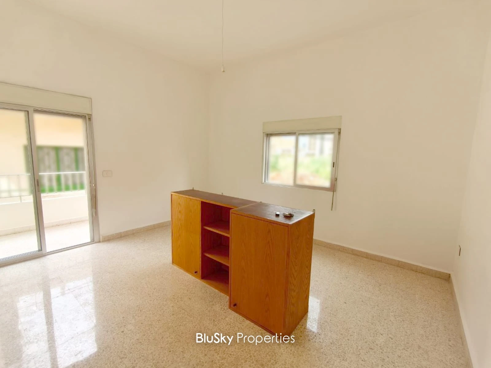 Apartment 100m² for Rent in Antelias