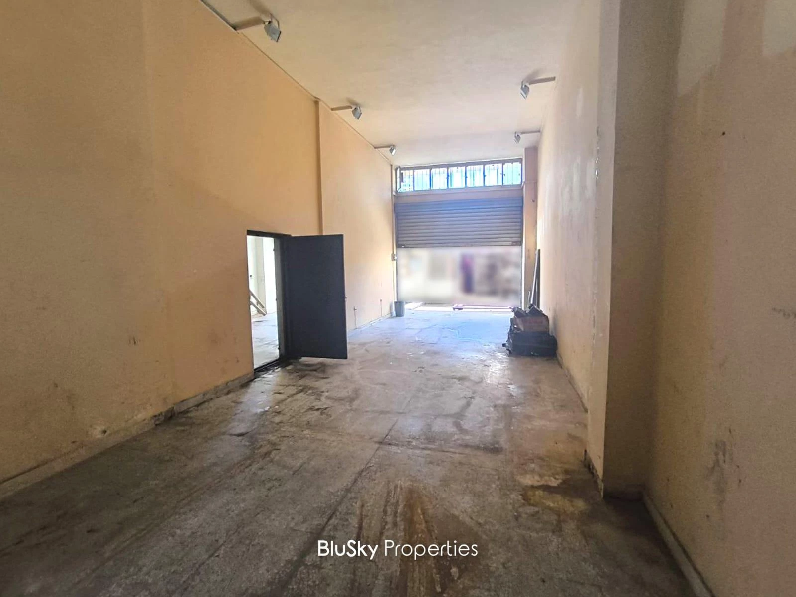 Shop 120m² for Sale in Antelias — photo 5