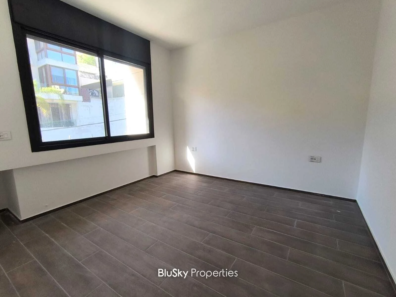 Apartment 138m² Mountain View for Sale in Antelias — الصورة 3