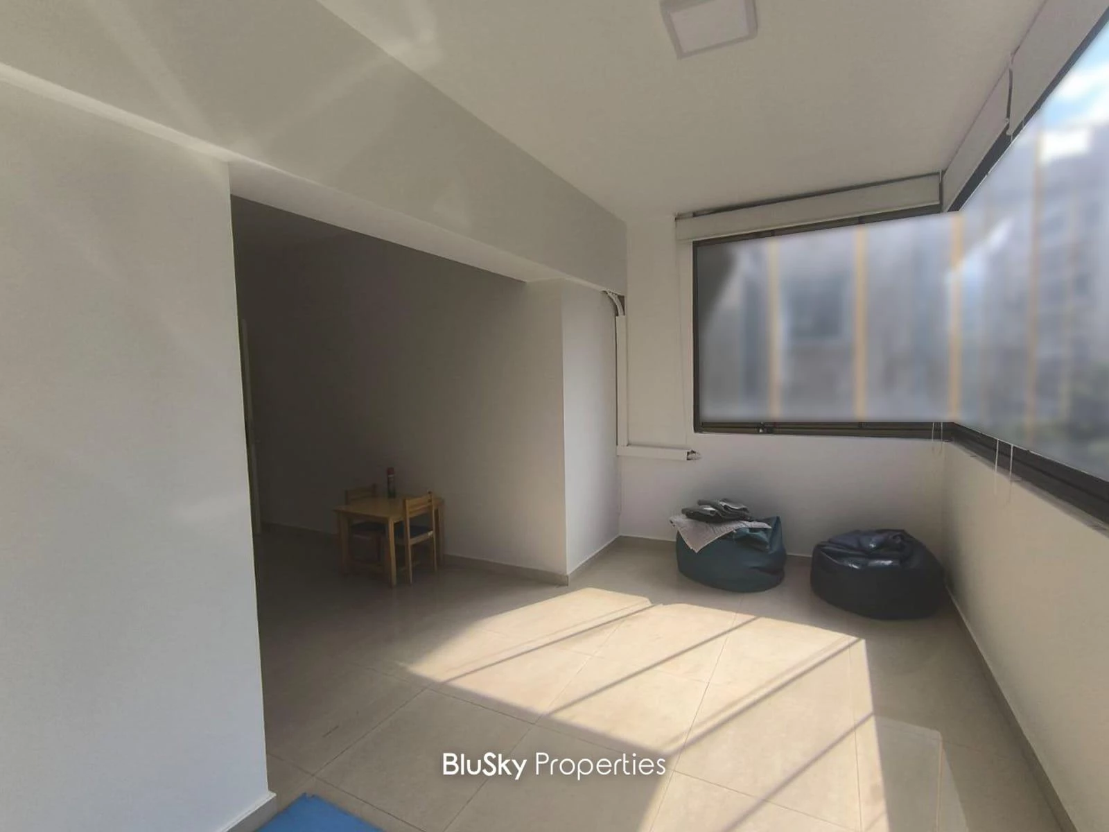 Clinic 140m² Reception for Sale in Antelias — photo 3