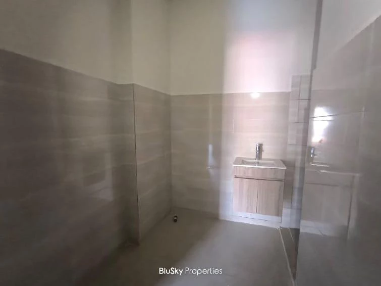 Apartment 144m² Terrace for Sale in Antelias — الصورة 5