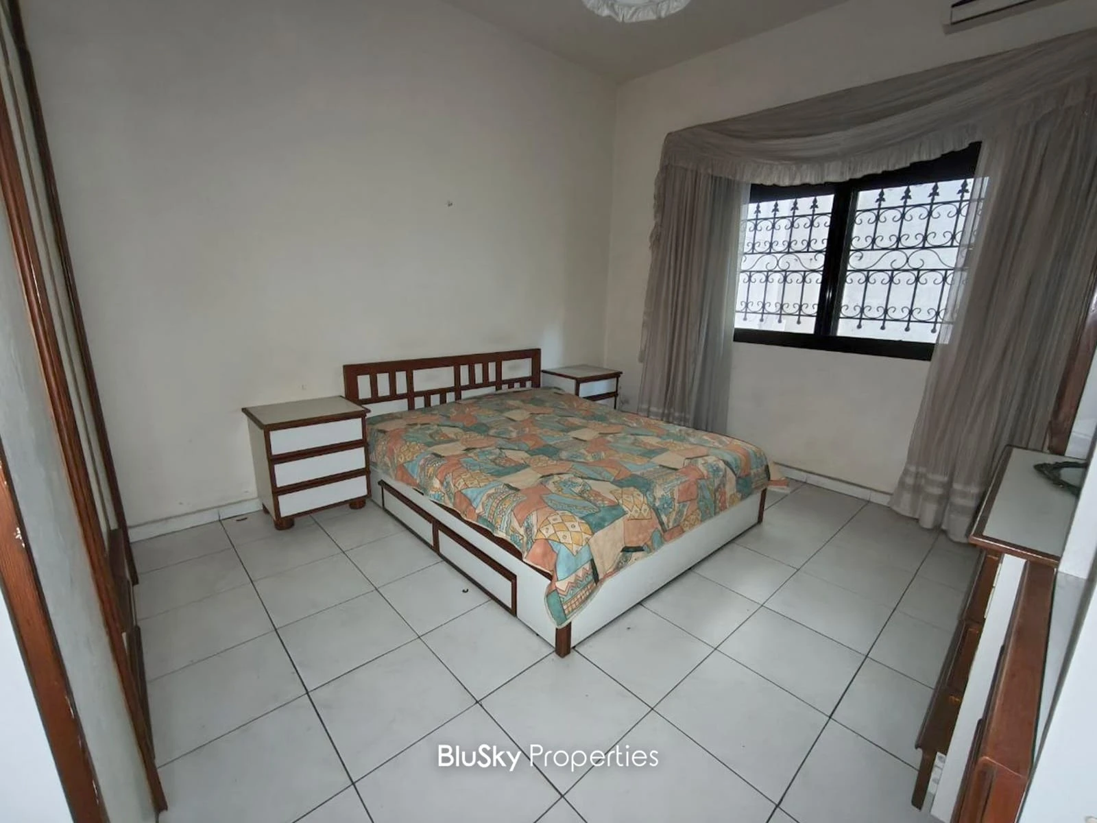 Apartment 170m² with Terrace for Sale in Antelias — الصورة 4