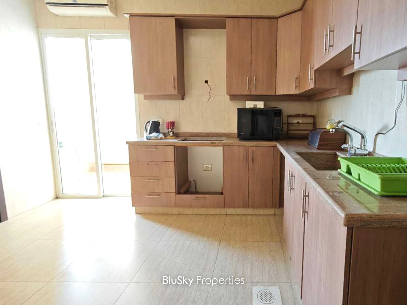Apartment 180m² Sea View for Rent in Antelias — الصورة 3