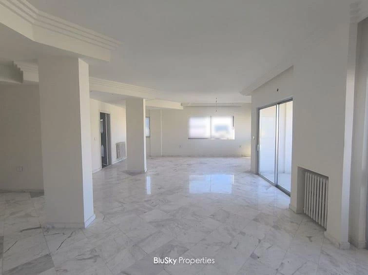 Apartment 220m² Sea View for Sale in Antelias