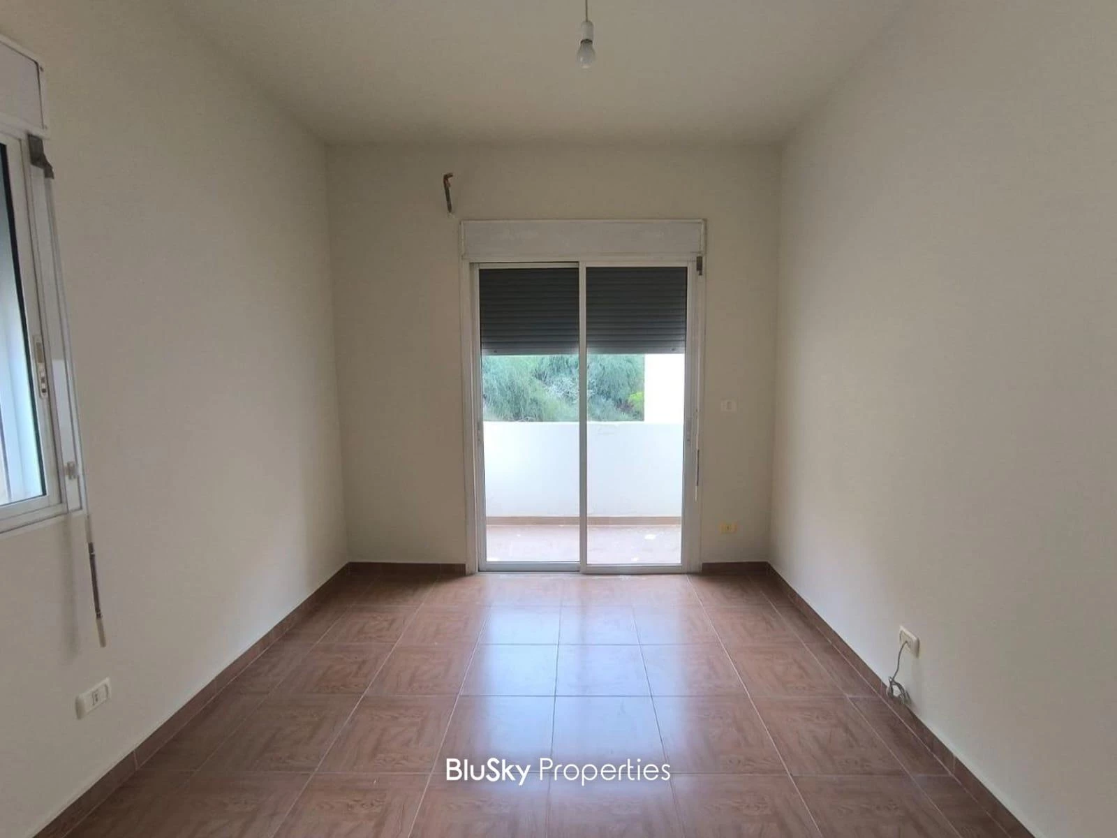 Apartment 230m² Balcony for Sale in Antelias — الصورة 5