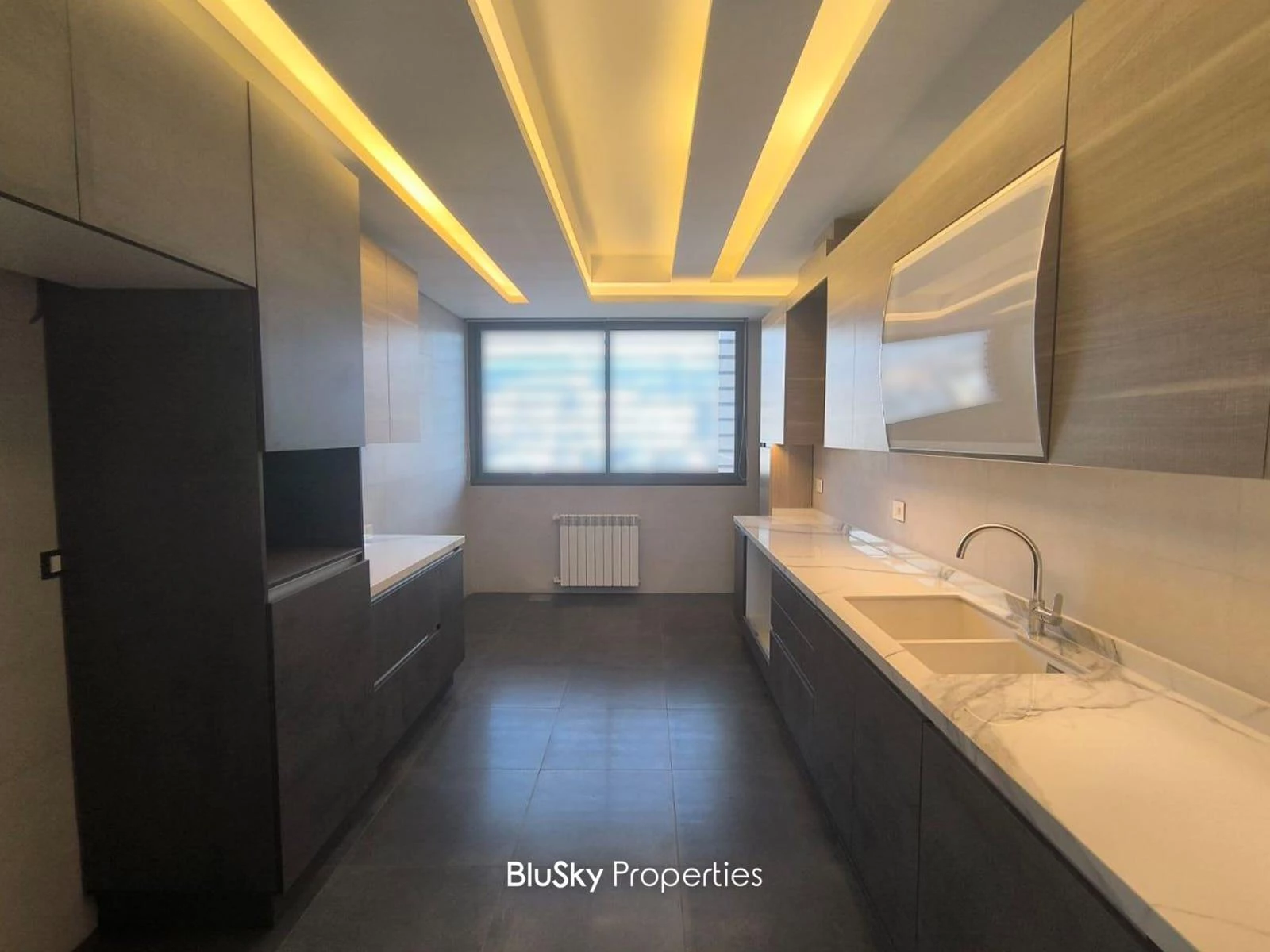 Apartment 281m² Sea View for Sale in Antelias — الصورة 3