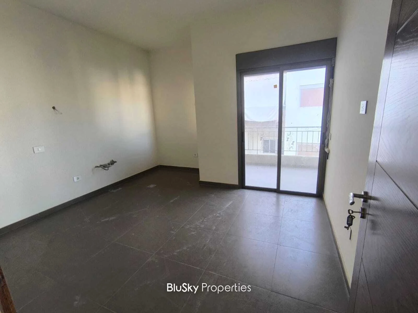 Duplex 350m² Terrace for Sale in Antelias — photo 5