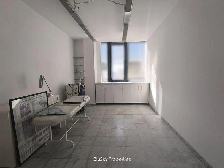 Office 70m² Sea View for Rent in Antelias — photo 3