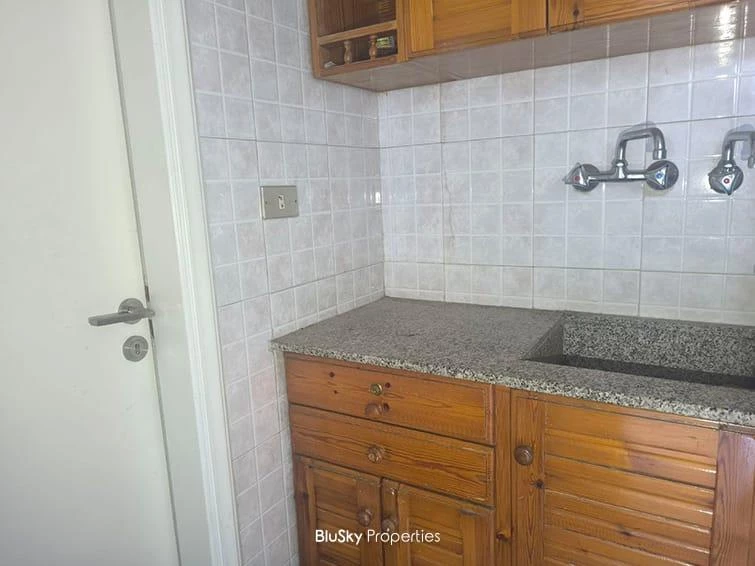 Office 70m² Sea View for Rent in Antelias — photo 5
