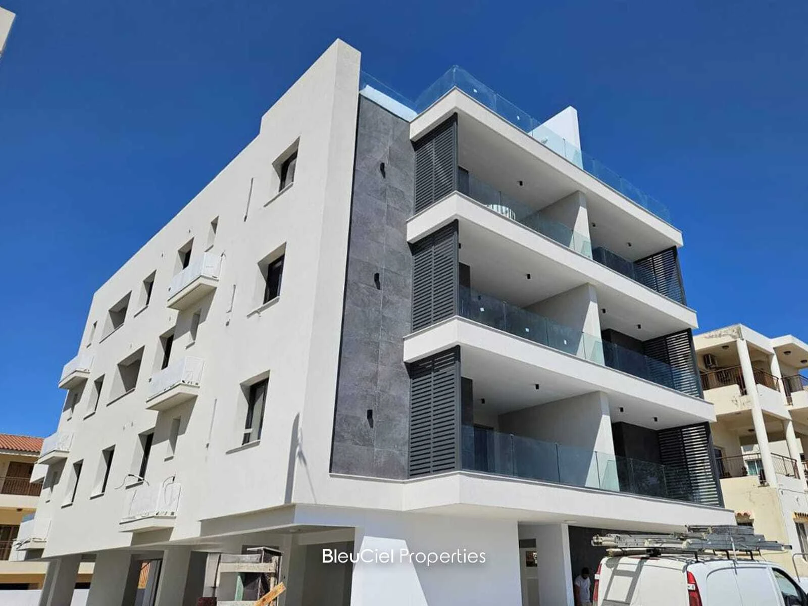 Apartment 80m² Terrace for Sale in Aradhipou, Larnaca